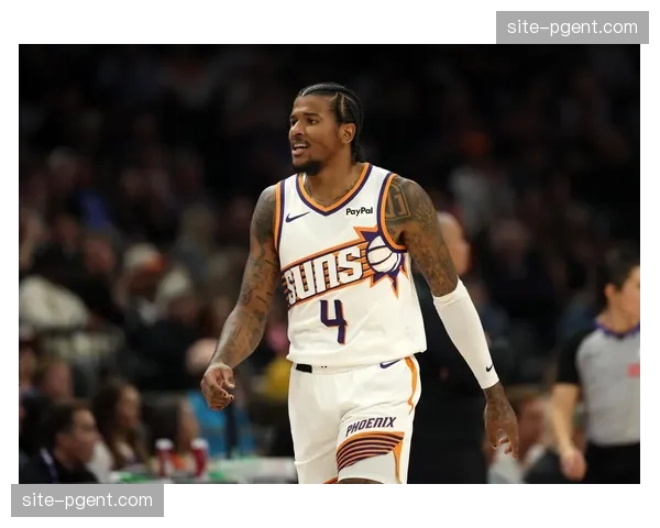 太阳布克单核带队超出预期 杰伦格林快速融入体系